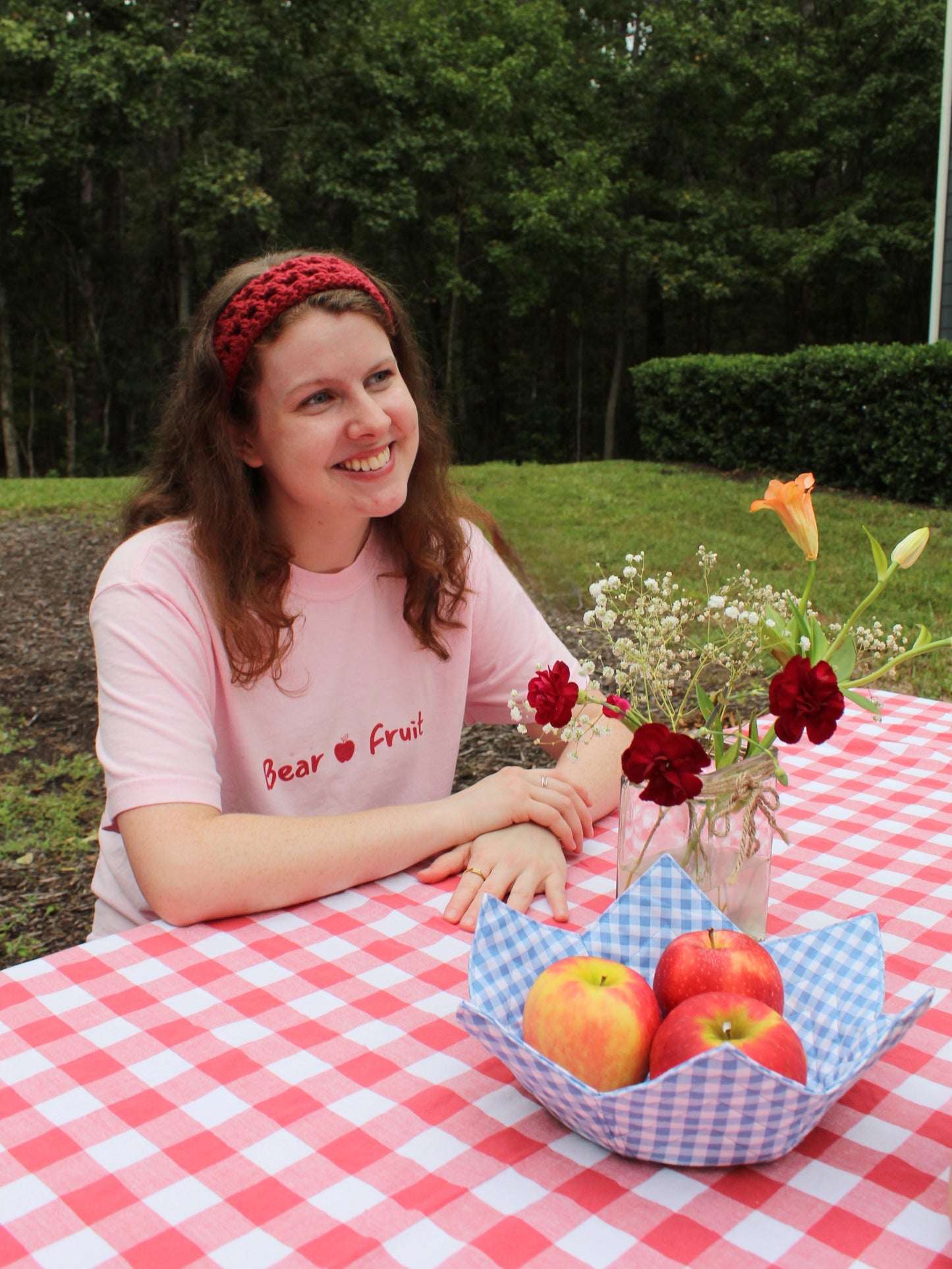 BEAR FRUIT Tee - Light Pink, White
