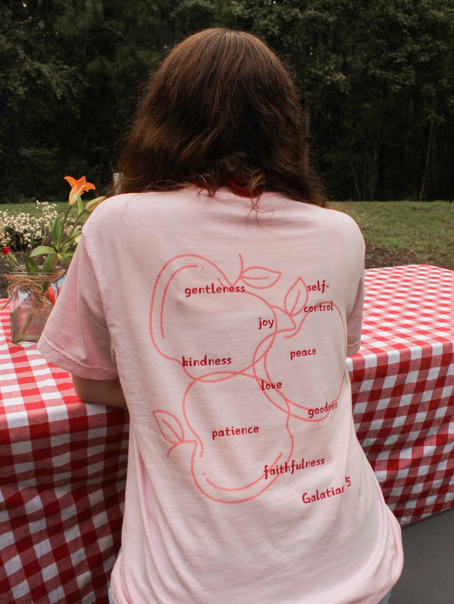 BEAR FRUIT Tee - Light Pink, White